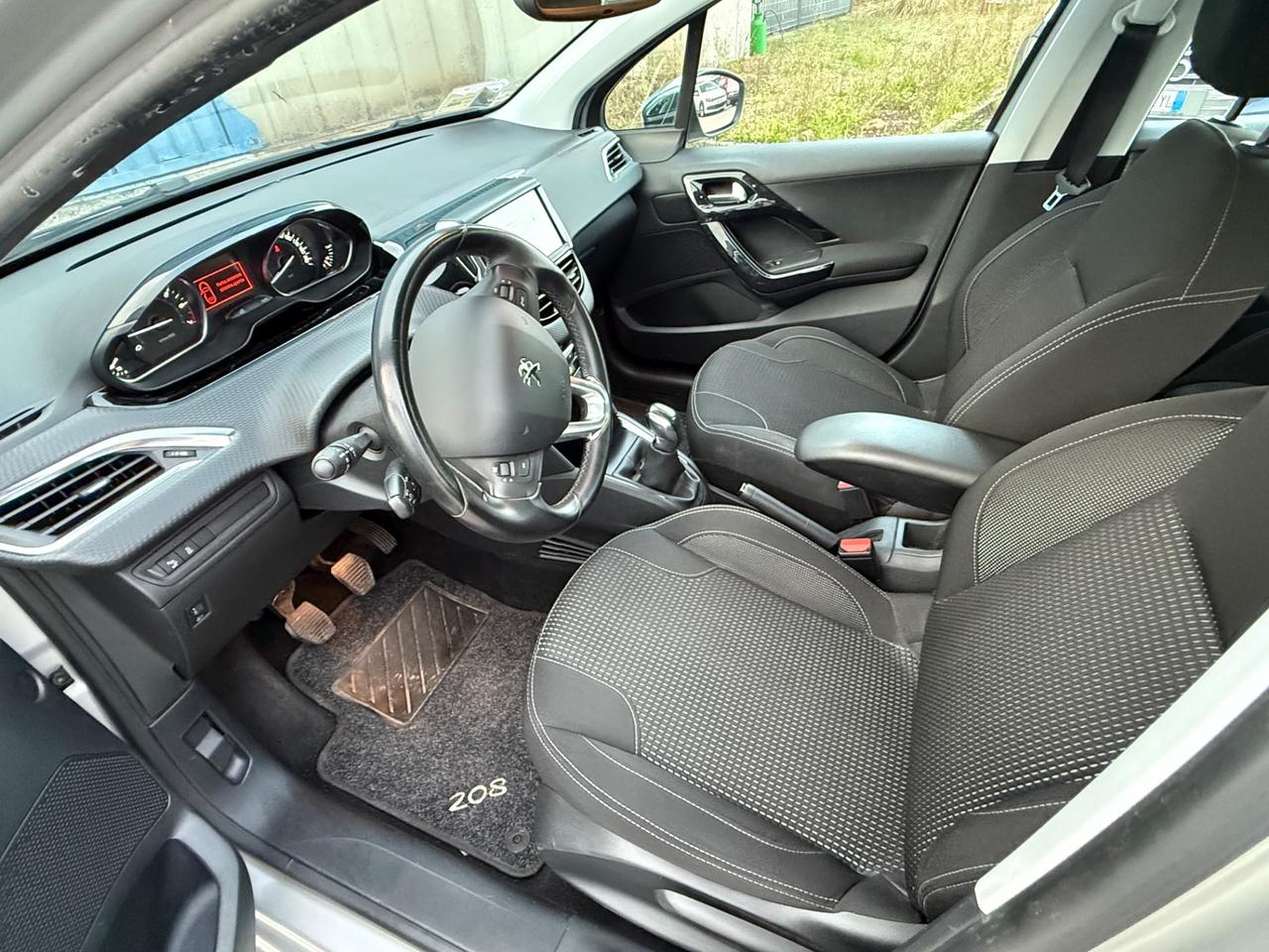 Peugeot 208 PureTech 82 5 porte Access