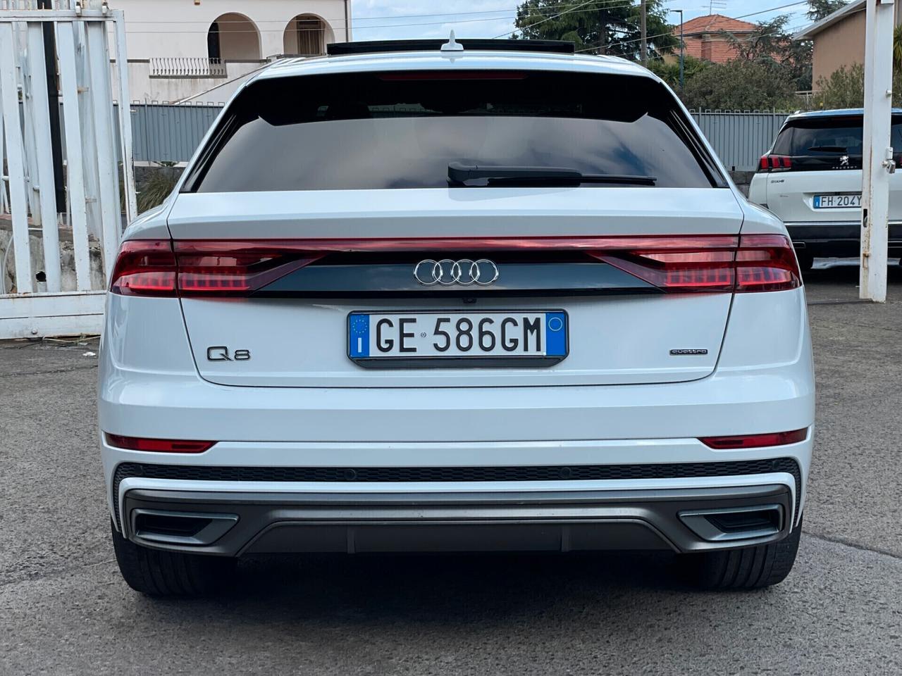 Audi Q8 45 TDI quattro tiptronic S Line Tetto