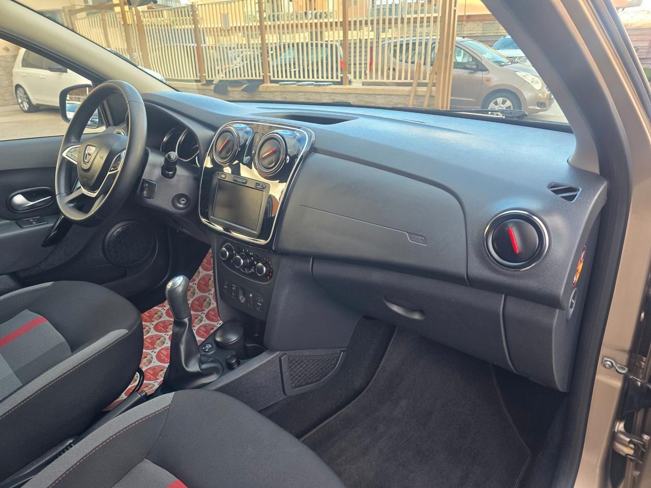 Dacia Sandero Stepway 0.9 TCe Turbo GPL 90 CV S&S Techroad