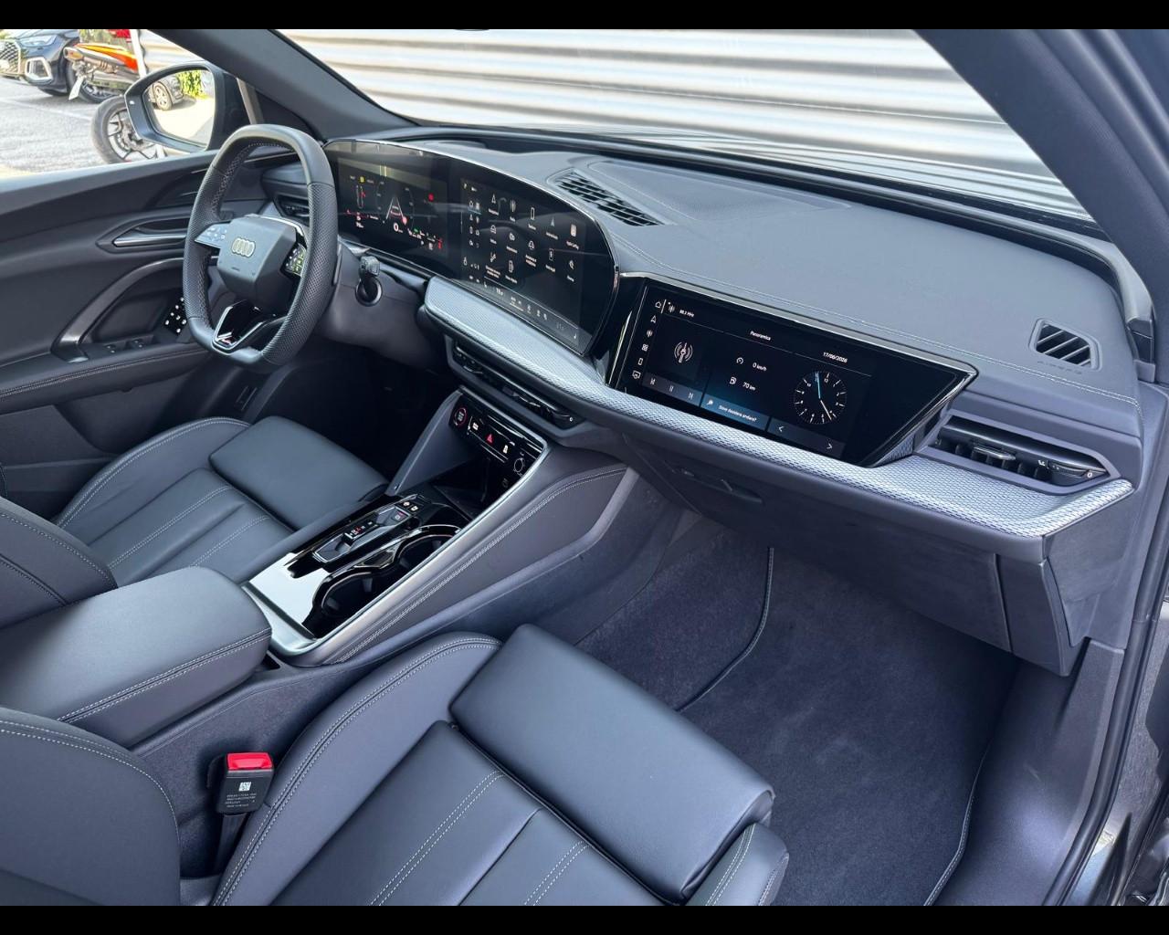 AUDI Q5 TDI S-TRONIC QUATTRO S-LINE