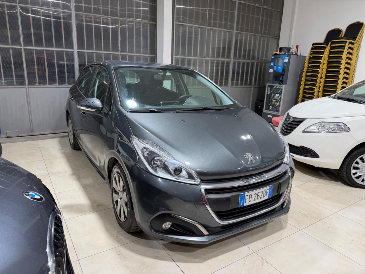 Peugeot 208 BlueHDi 75 5 porte Allure