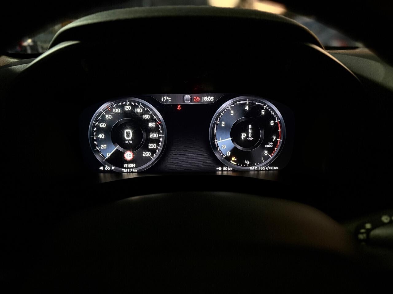 Volvo XC40 T3 Geartronic R-design PARI AL NUOVO