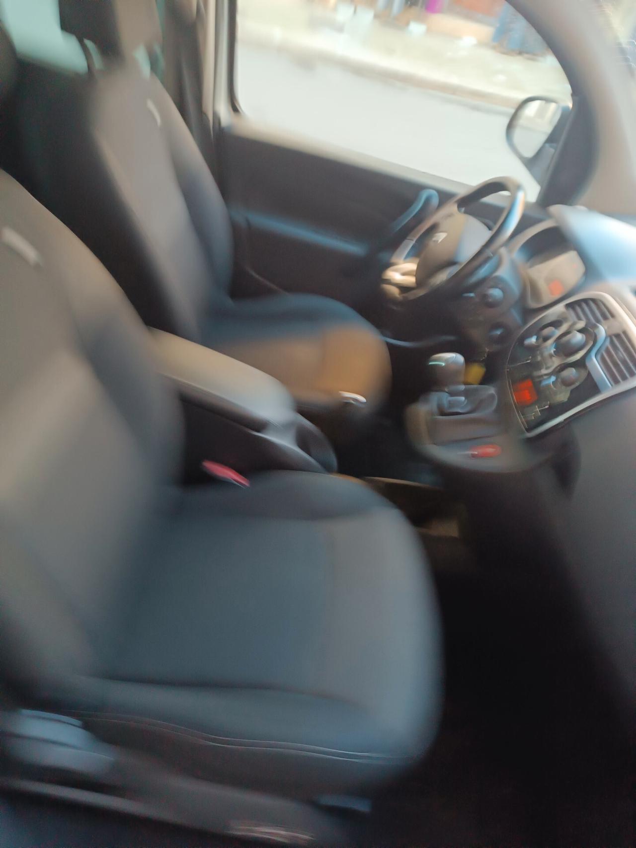 Renault Kangoo Blue dCi 8V 95CV 5 porte Limited POSTI