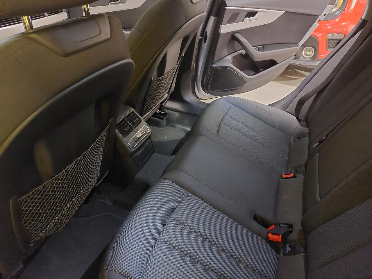 Audi A4 A4 AVANT 2.0 TDI 150CV S-TRONIC BUSINESS