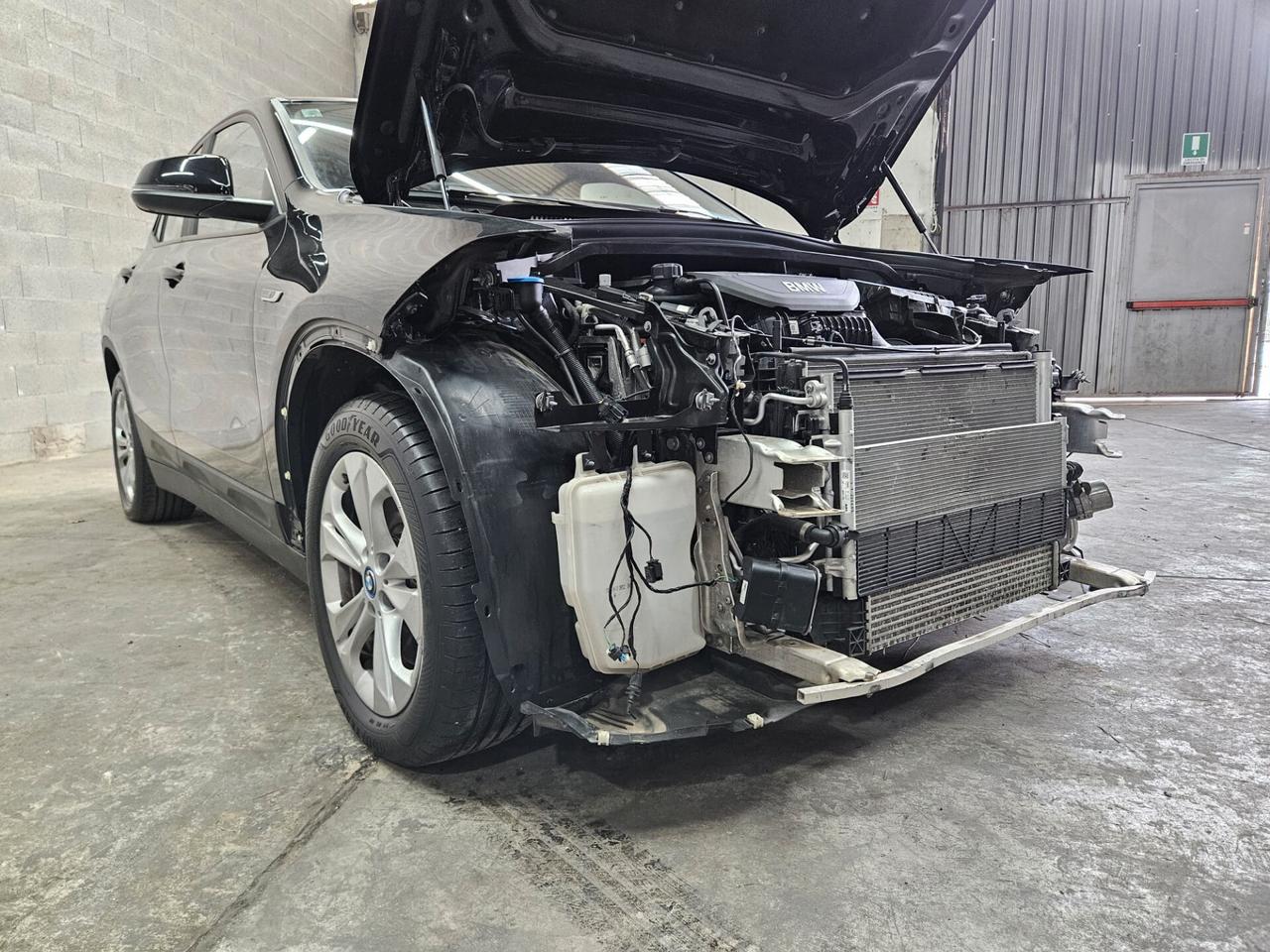 BMW X2 xdrive25e Business X START INCIDENTATA