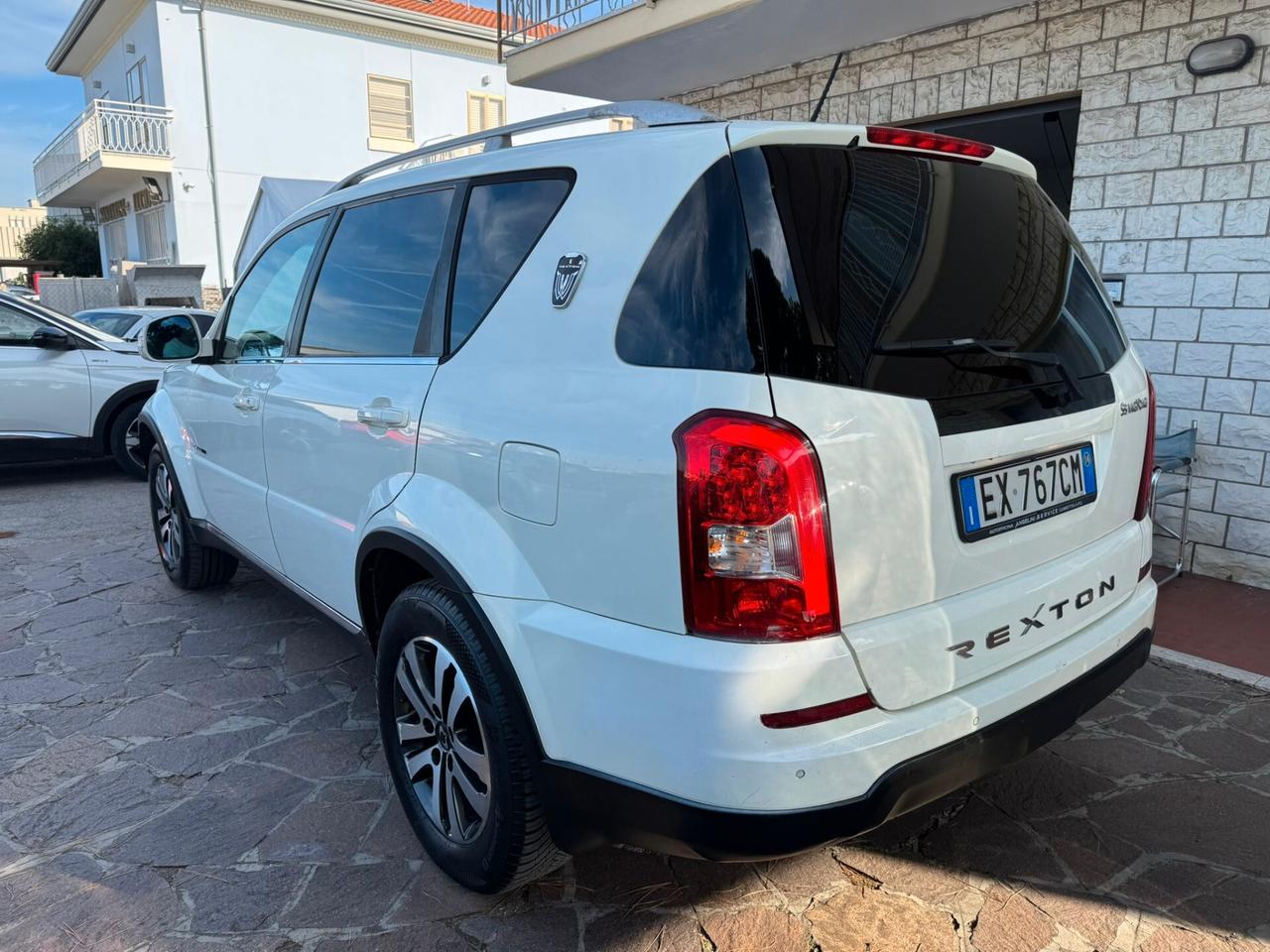 Ssangyong Rexton W 2.0 Xdi 4WD 7 POSTI