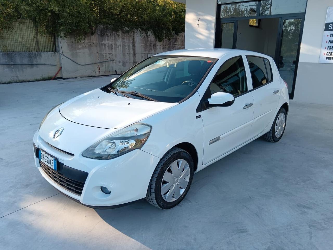 Clio 1.2 16V "OTTIME CONDIZIONI"