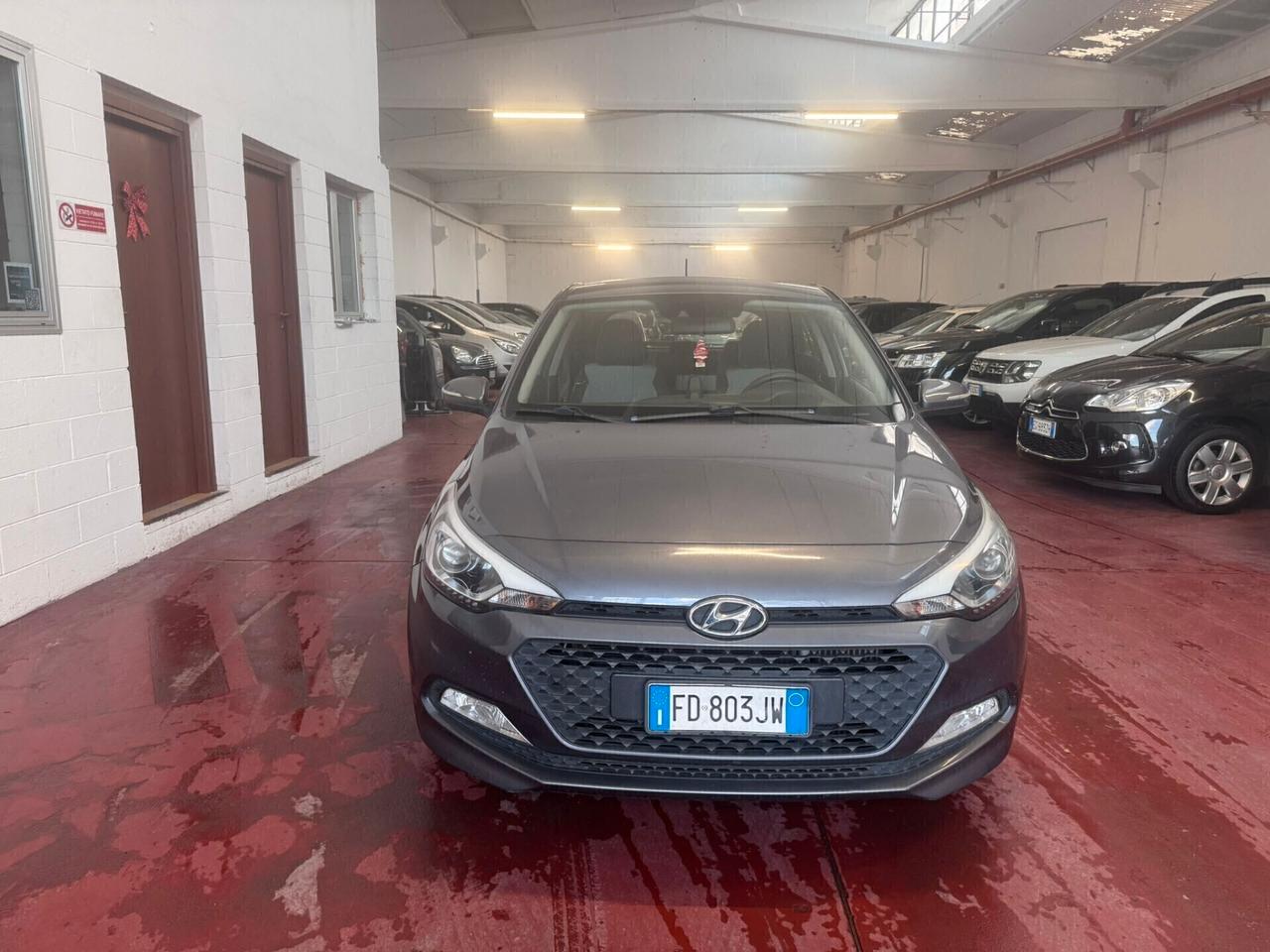 Hyundai i20 1.1 CRDi 12V 5 porte Go! Plus NEOPATENTATI UNICO PROPRIETARIO