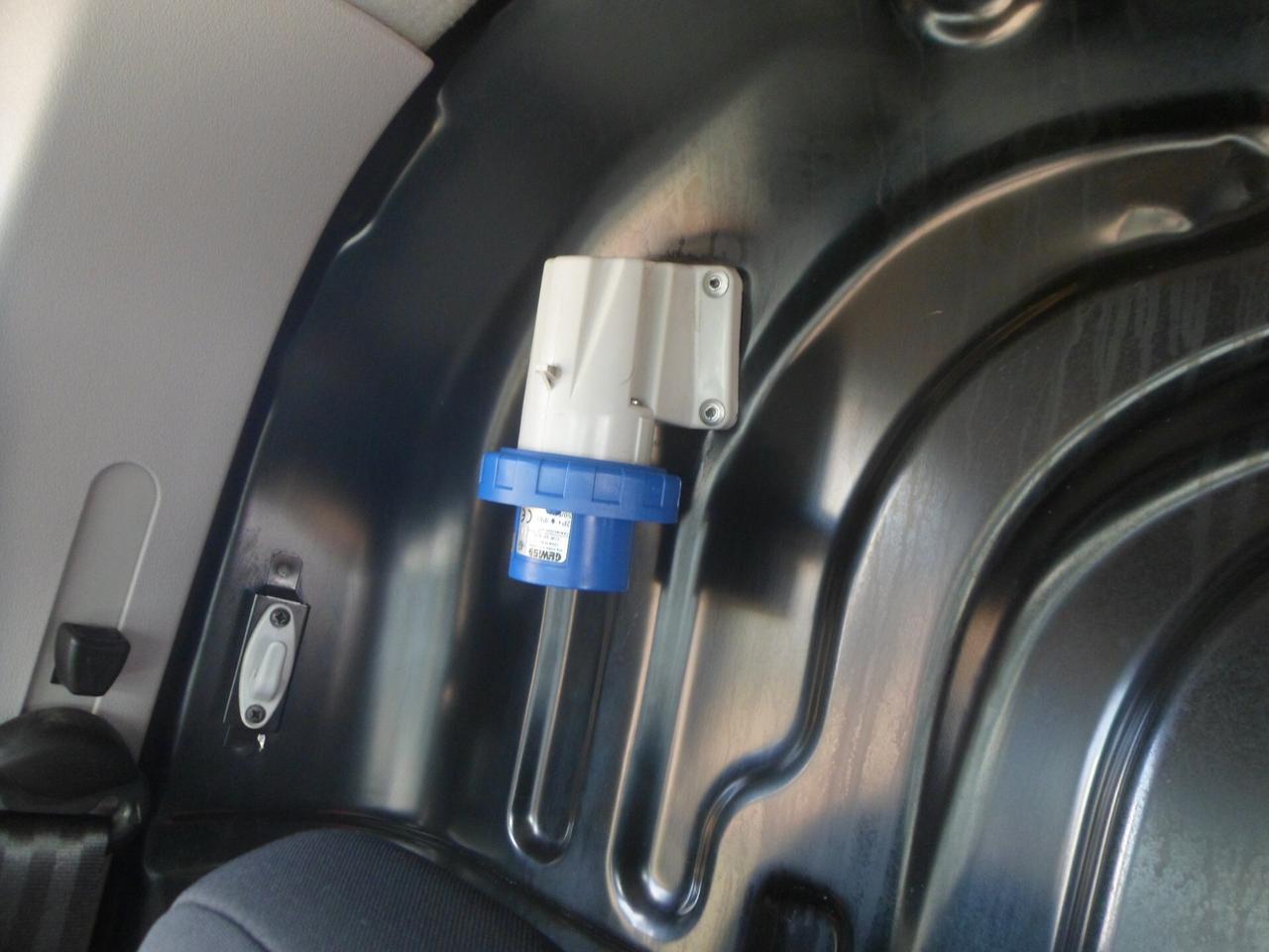 Fiat Doblo furgone 3 posti frigo coibentato