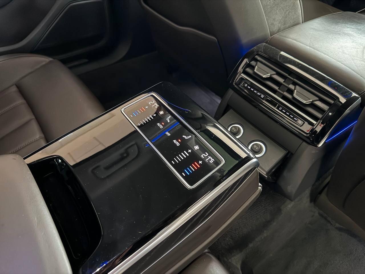 Audi A8 50 MHEV 3.0 quattro tiptronic