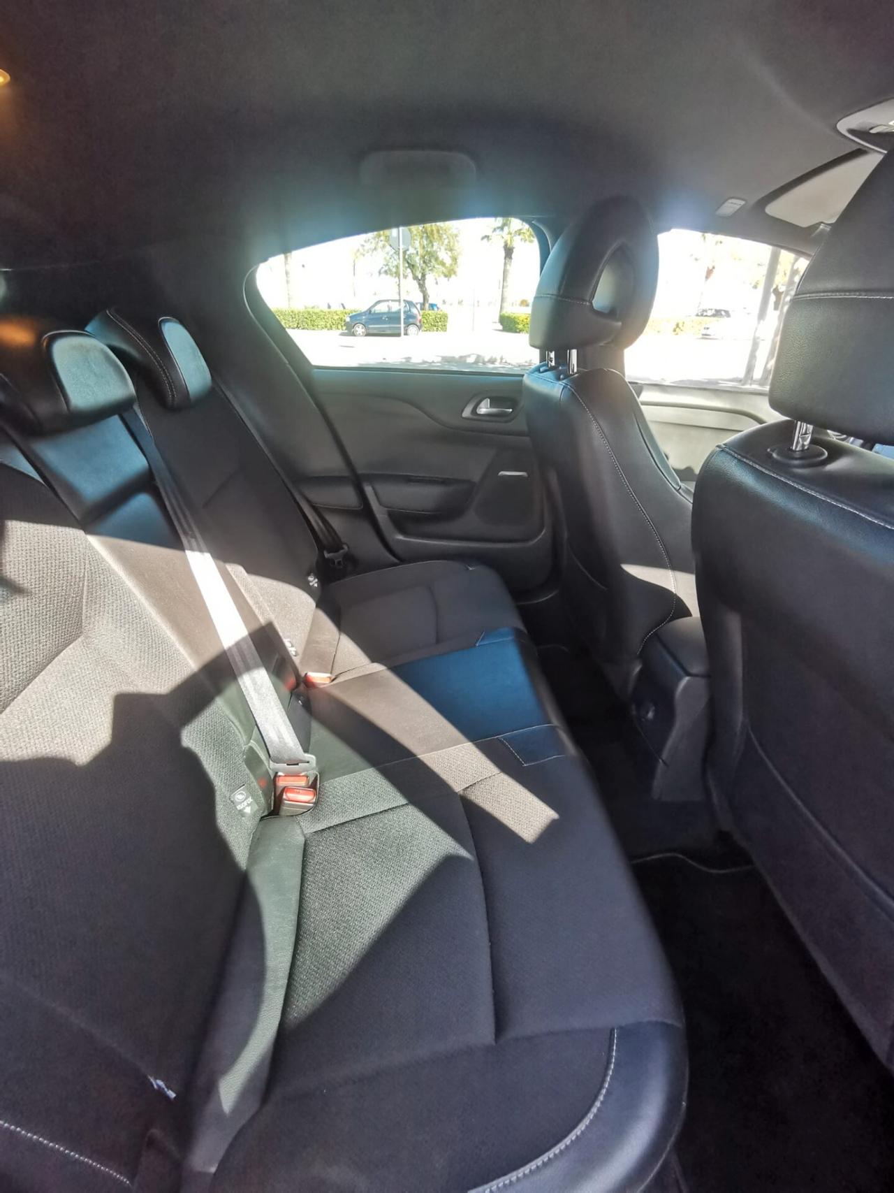 Ds DS4 4 1.6 e-HDi 115 airdream Chic 12/2013