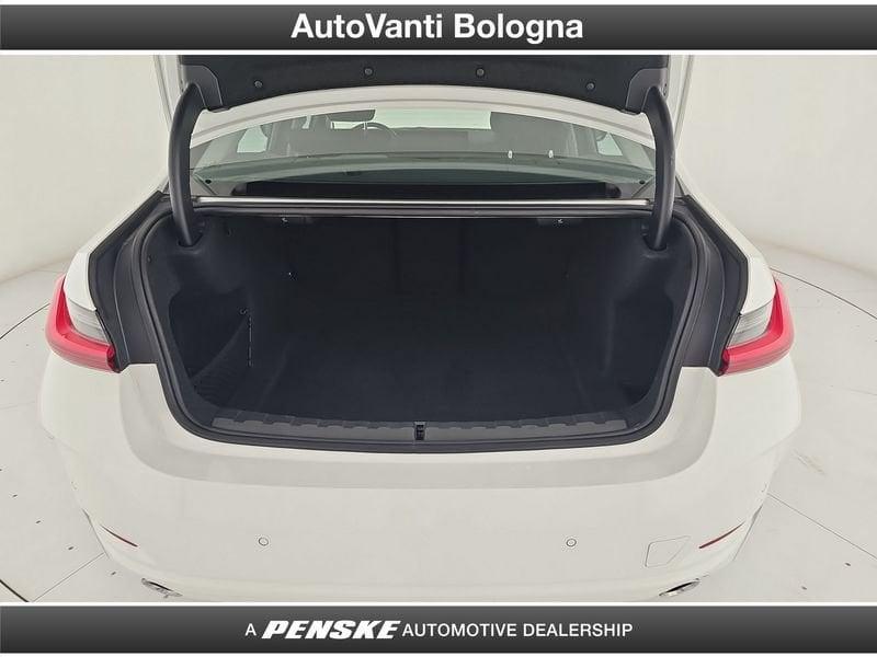 BMW Serie 3 316d mhev 48V auto