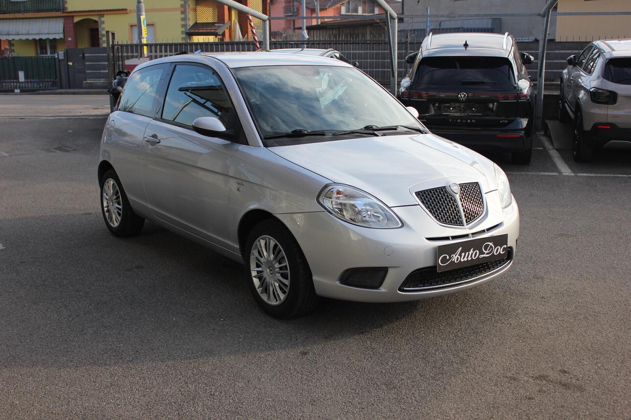 Lancia Ypsilon 1.2 60 CV Argento
