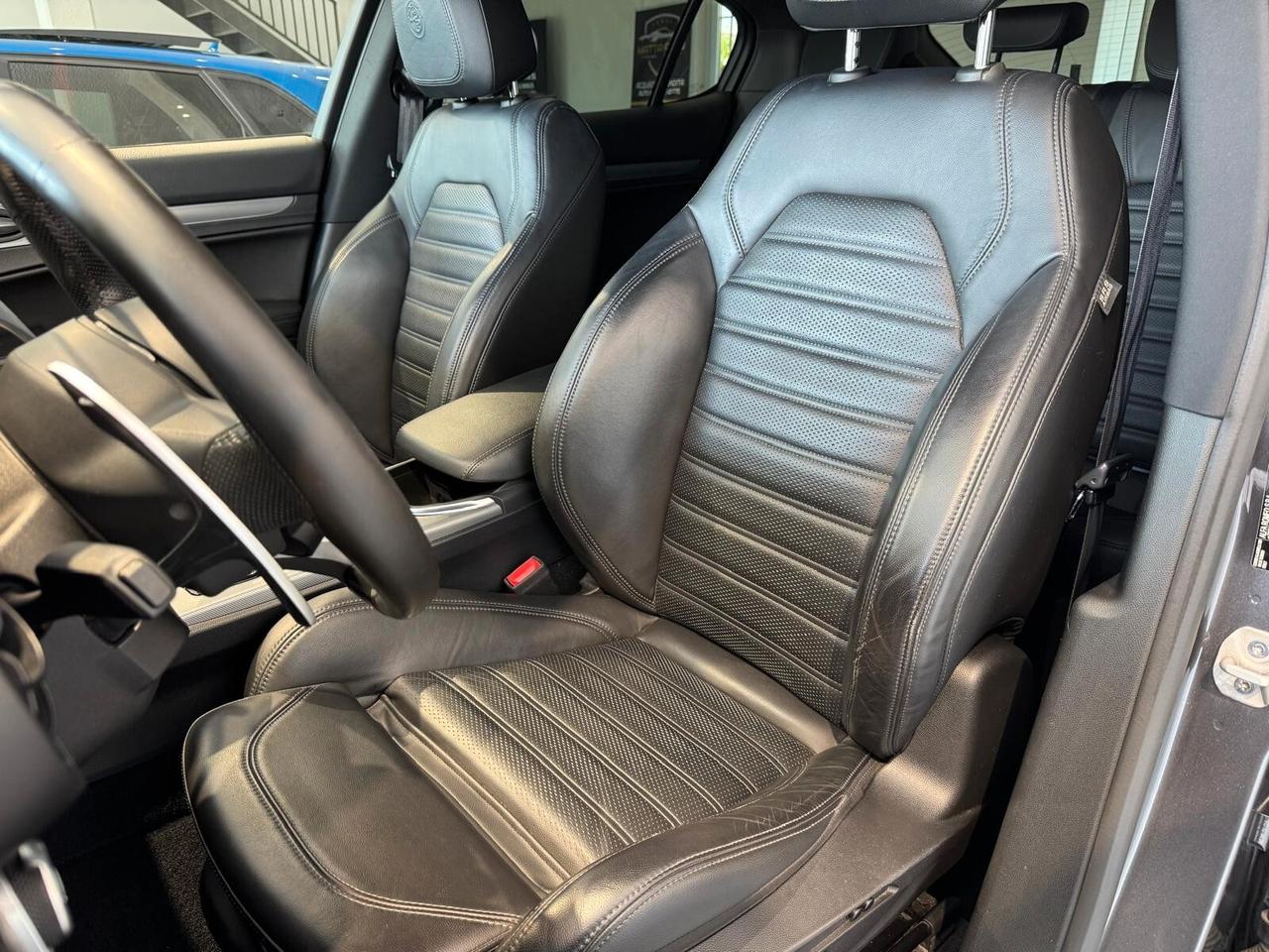 Alfa Romeo Stelvio 2.2 Turbodiesel 210 CV AT8 Q4 Veloce