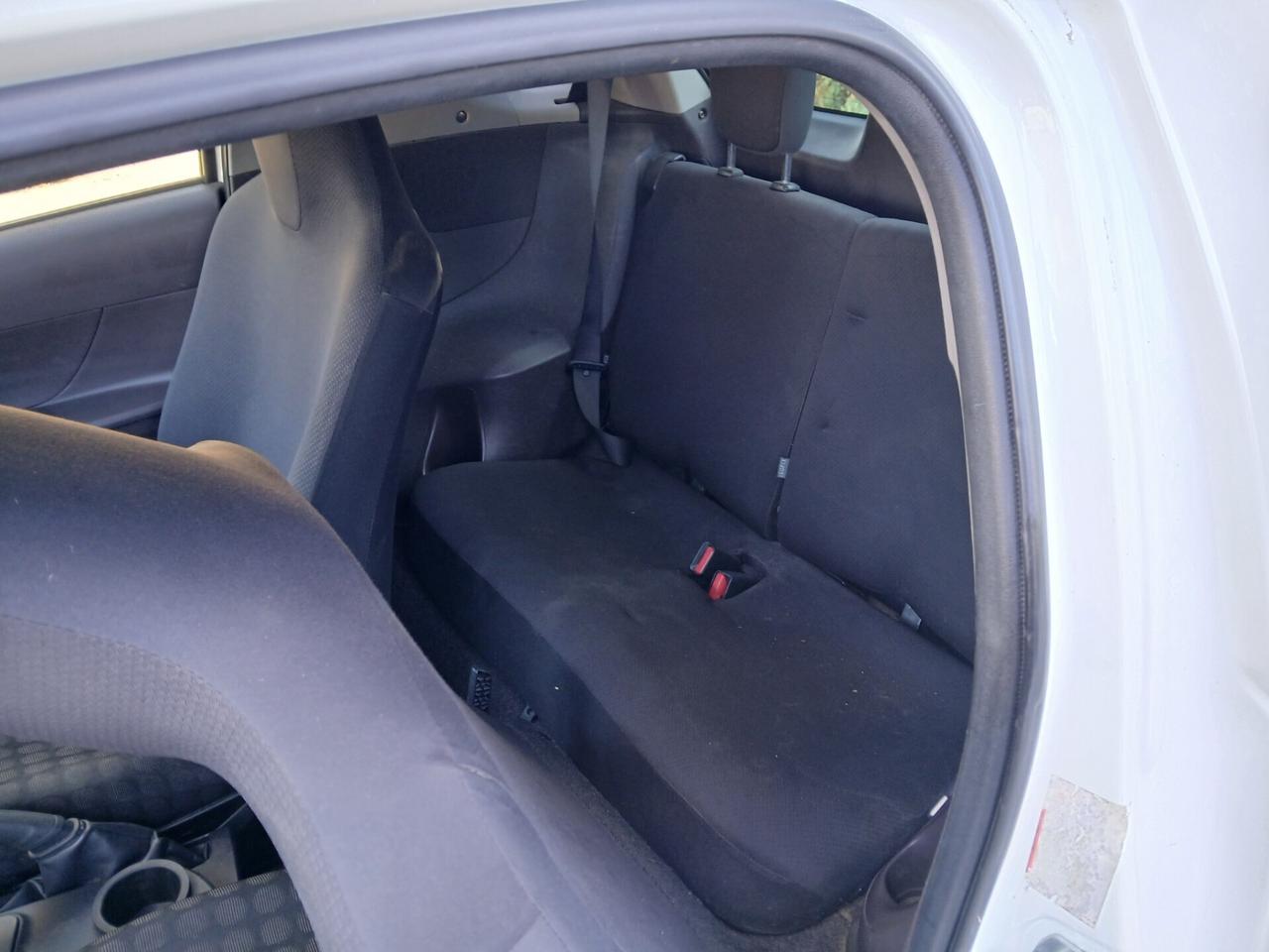 Toyota iQ anno 2009 GPL revisionato fino al 2032