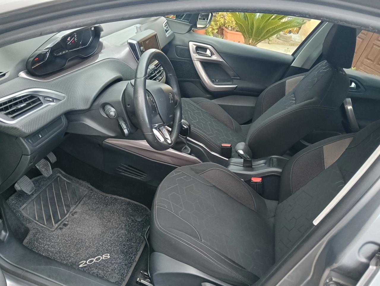 Peugeot 2008 1.4 HDi 68CV Active