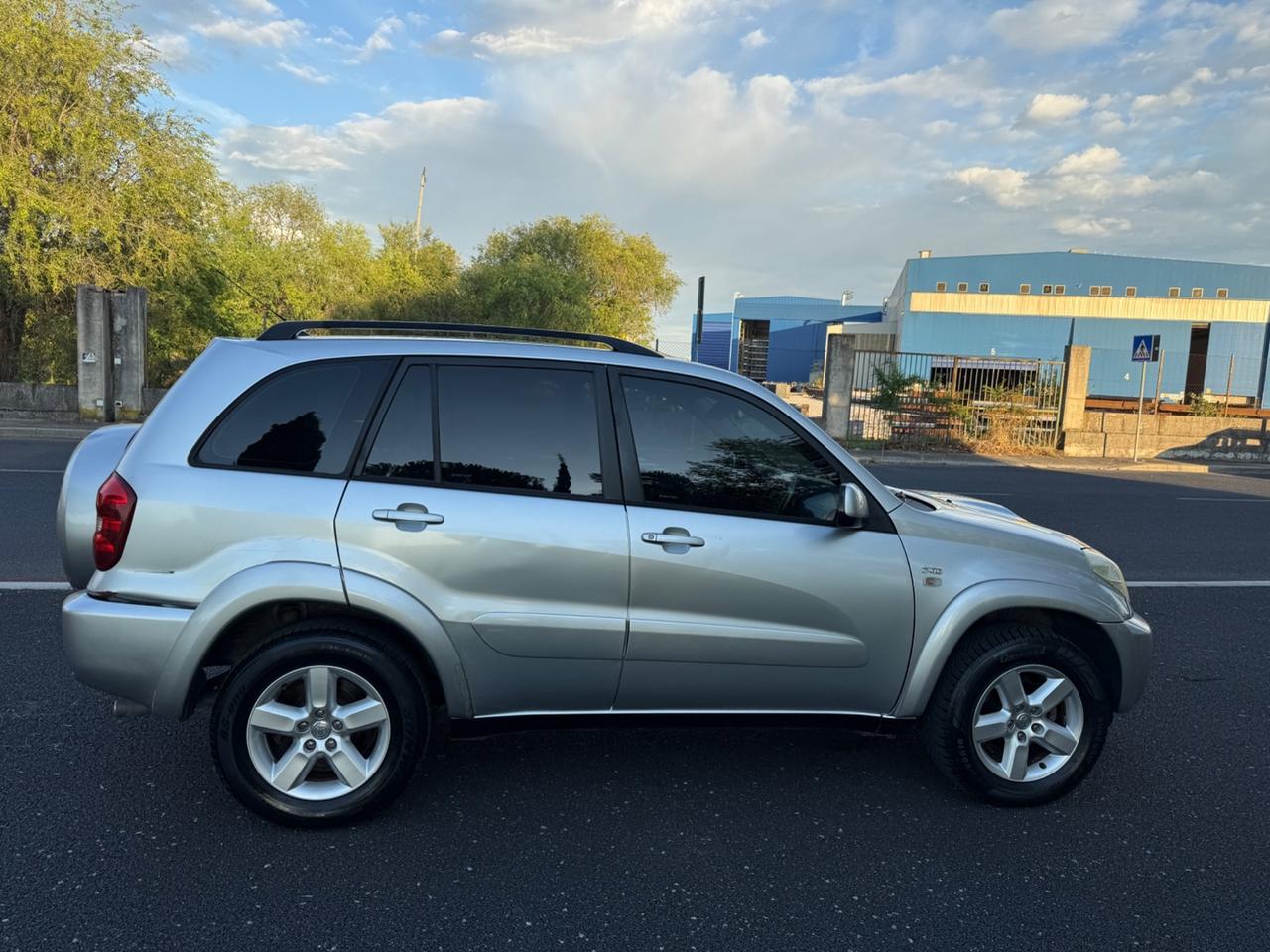 Toyota RAV 4 RAV4.com 2.0 Tdi D-4D cat 5 porte