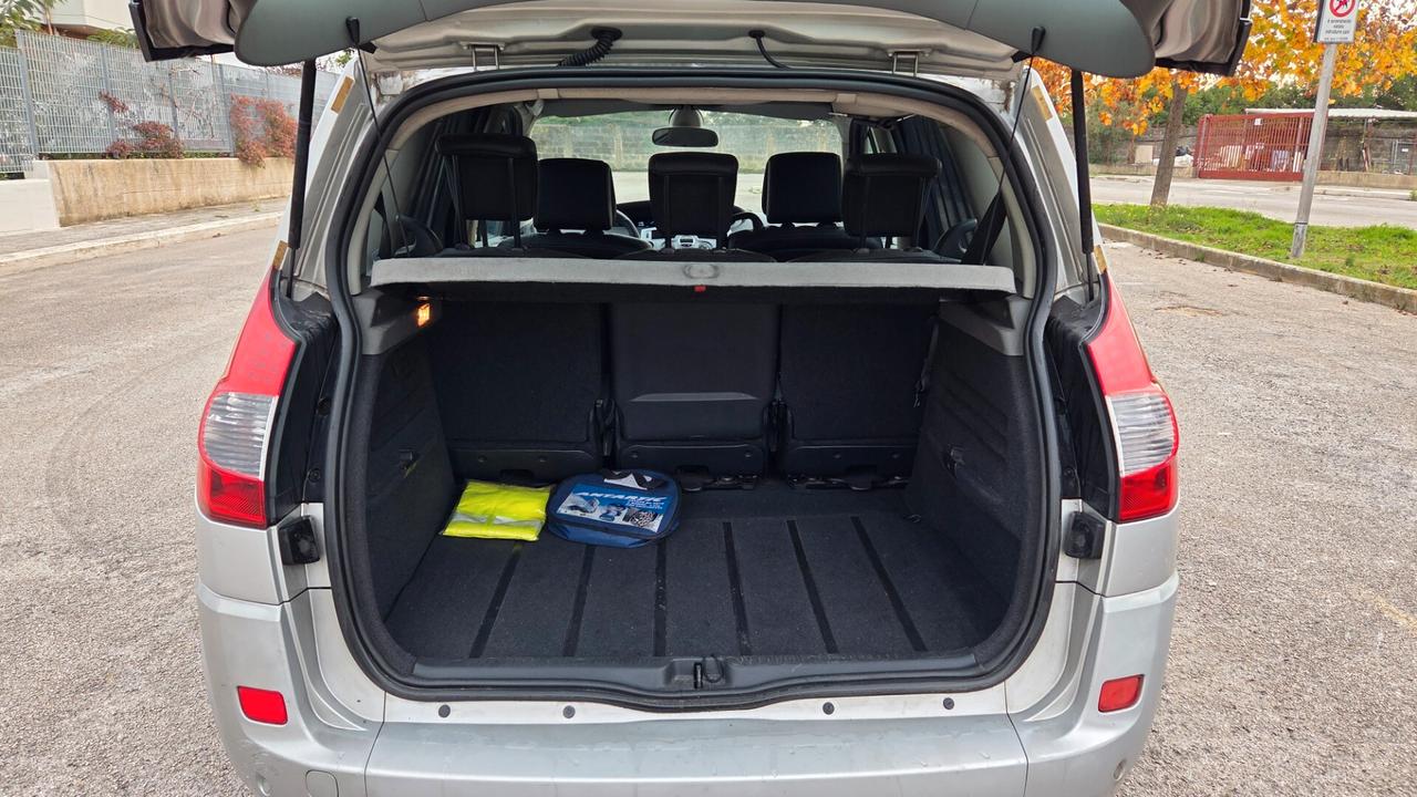 Renault Sceni 1.5 dCi/105CV Serie Speciale