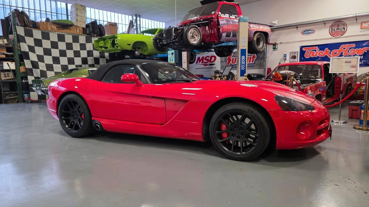 Dodge Viper SRT 10 2004