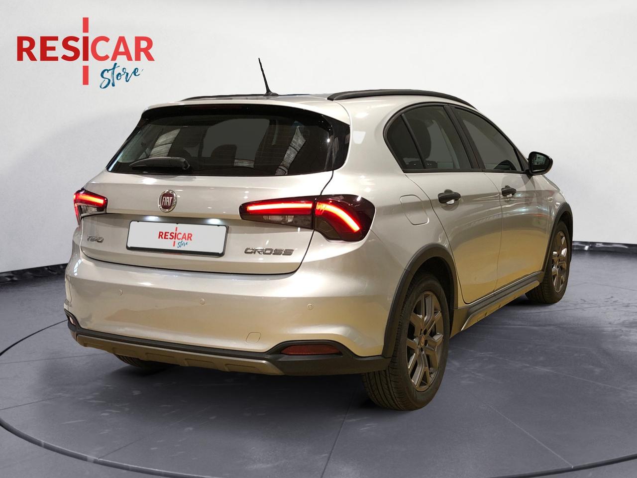 FIAT Tipo 5p 1.0 Cross 100cv