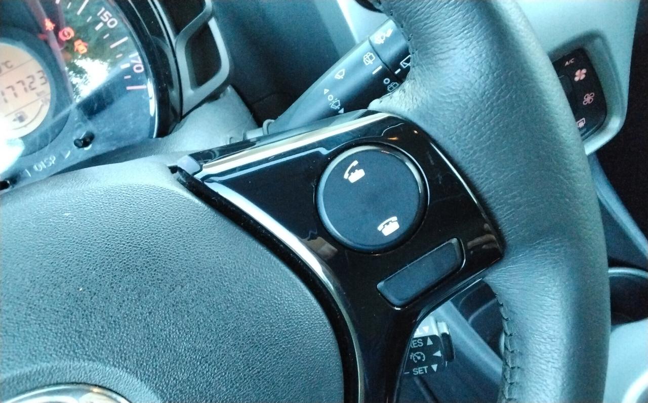 Toyota Aygo 1.0 VVT-i 69 CV 5 porte x-cite