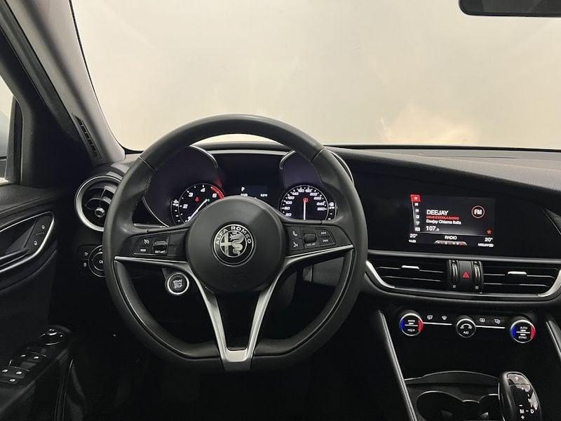 Alfa Romeo Giulia 2.2 Turbodiesel 150 CV AT8