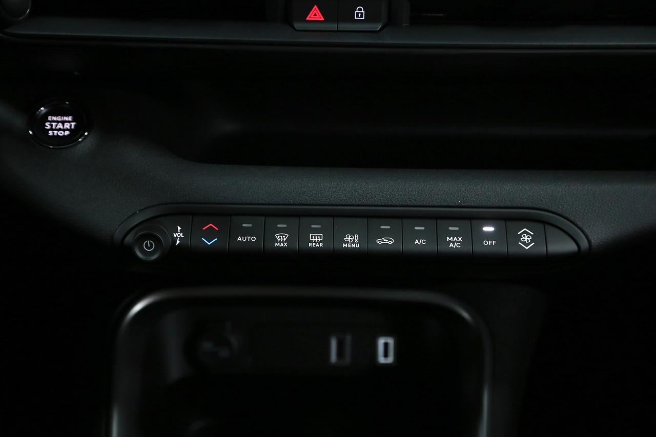 Jeep Avenger 1.2 Turbo 100 cv Altitude_NUOVA KM0