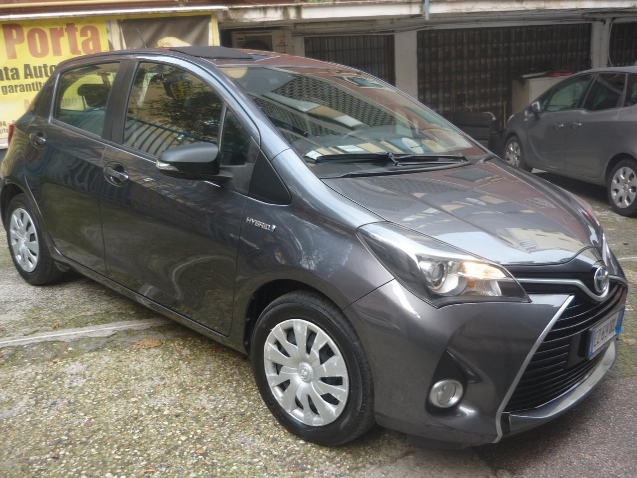 Toyota Yaris 1.5 Hybrid 5 porte Active