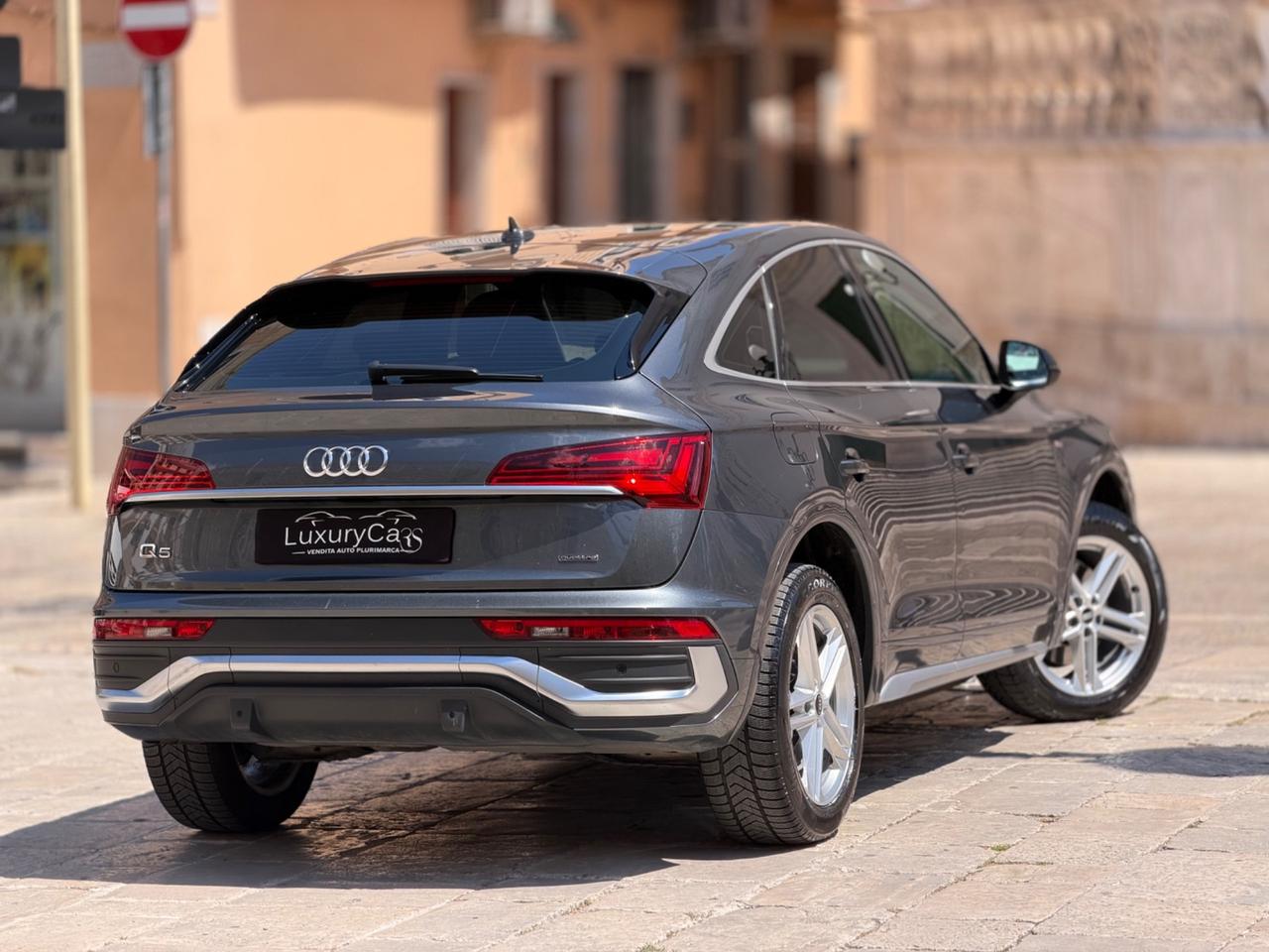 AUDI Q5 SPORTBACK 40 TDI 204 CV QUATTRO S LINE S TRONIC