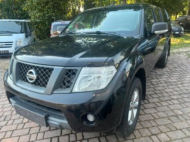 Nissan Navara 2.5 dCi 4 porte Double Cab WoRK