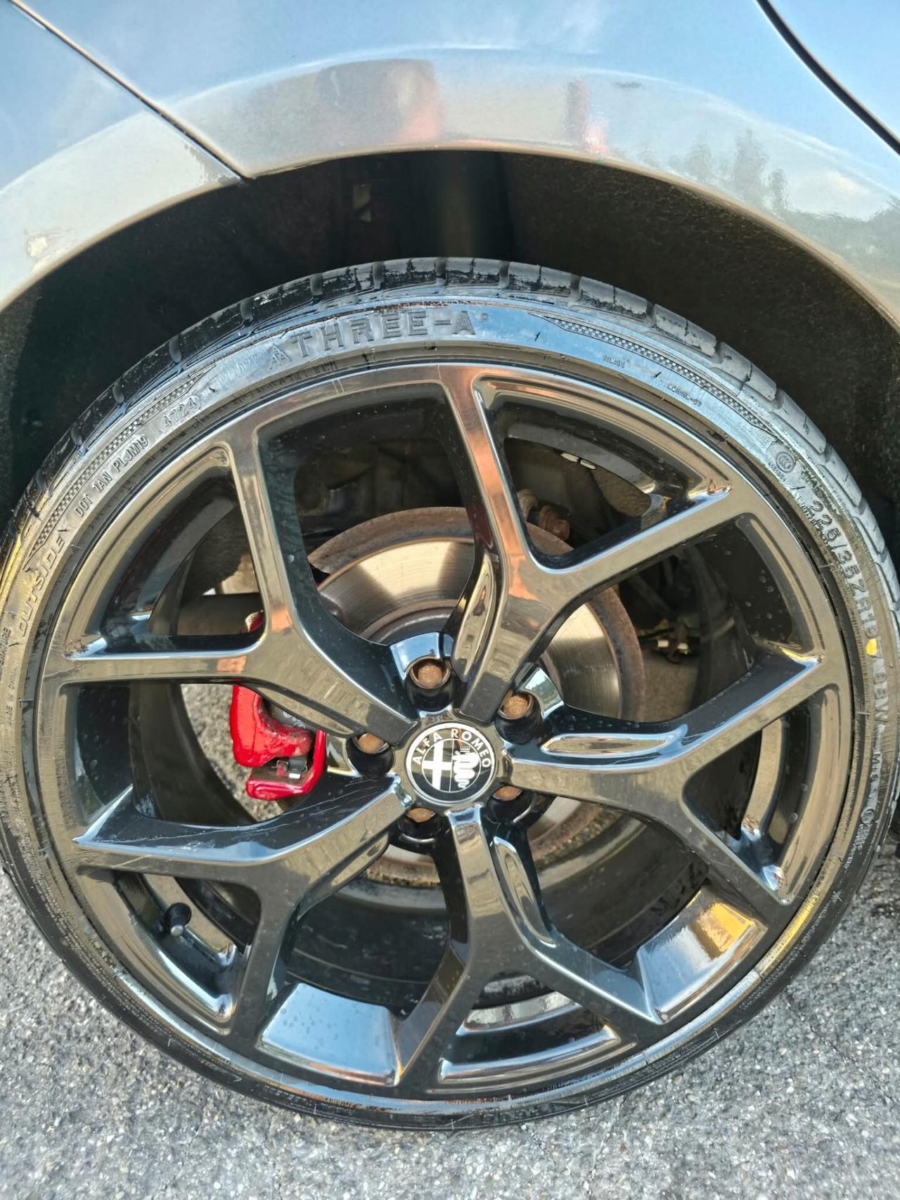 Alfa Romeo Giulietta 1750 TBi Quadrifoglio Verde