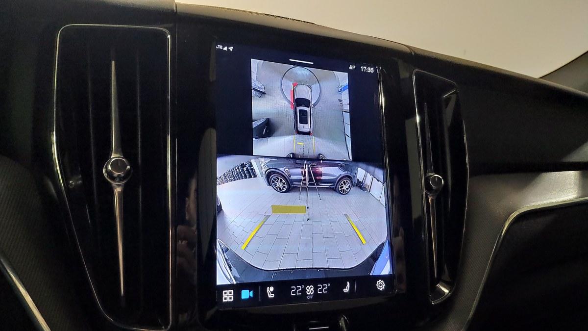 VOLVO Xc60 B5 Mild Hybrid Awd Automatico Plus Dark