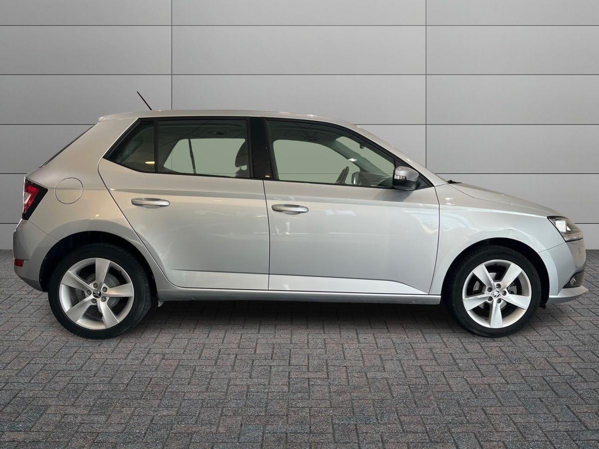 SKODA Fabia III 2015 Berlina - Fabia 1.0 mpi Twin Color Argento 75