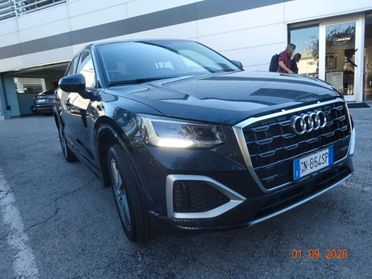 Audi Q2 35 TDI quattro S tronic Business