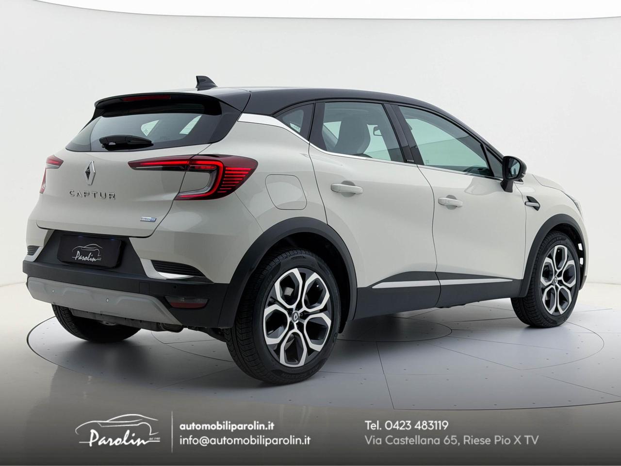 Renault Captur 1.6 E-Tech phev Intens LED-Navi-CarPlay-Telecamera