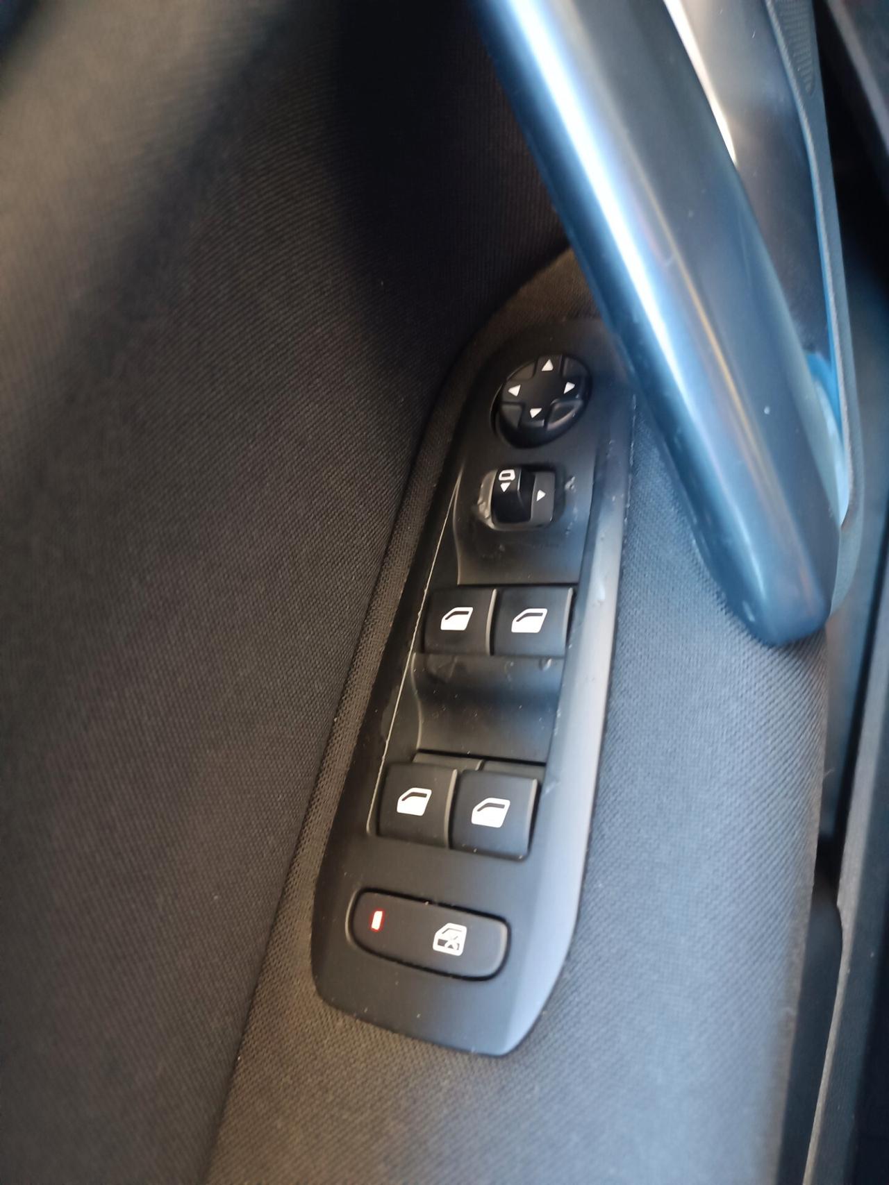 Peugeot 308 1600 BlueHDi 100 CV SW Business NAVI
