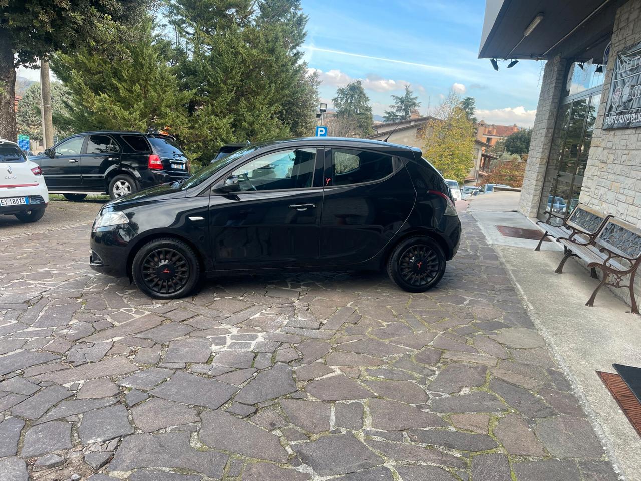 Lancia Ypsilon 1.3 MJT 16V 95 CV 5 porte S&S Elle NEO PATENTATI