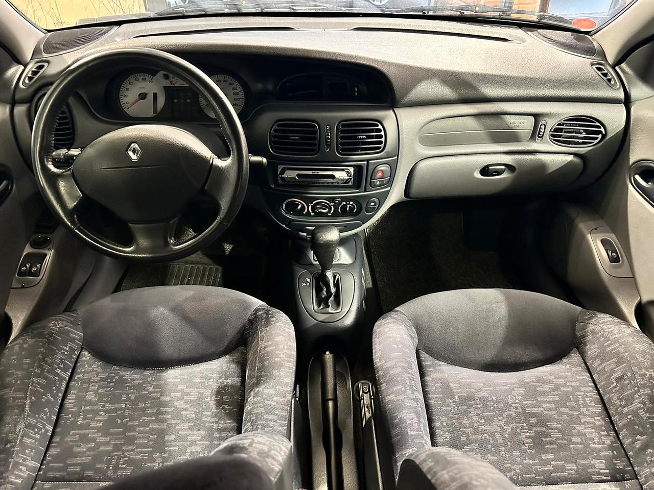 Renault Megane Mégane Cabriolet 1.6 **105000**