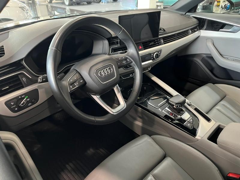 AUDI A4 35 TFSI S tronic Business Advanced