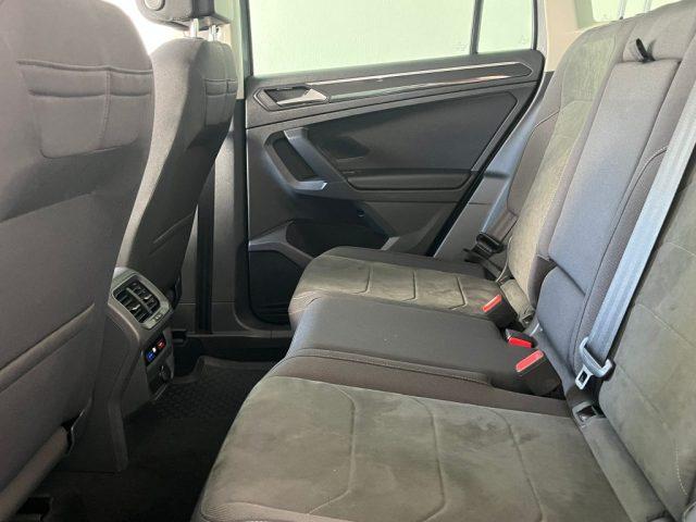 VOLKSWAGEN Tiguan 2.0 TDI 150 CV SCR DSG Elegance