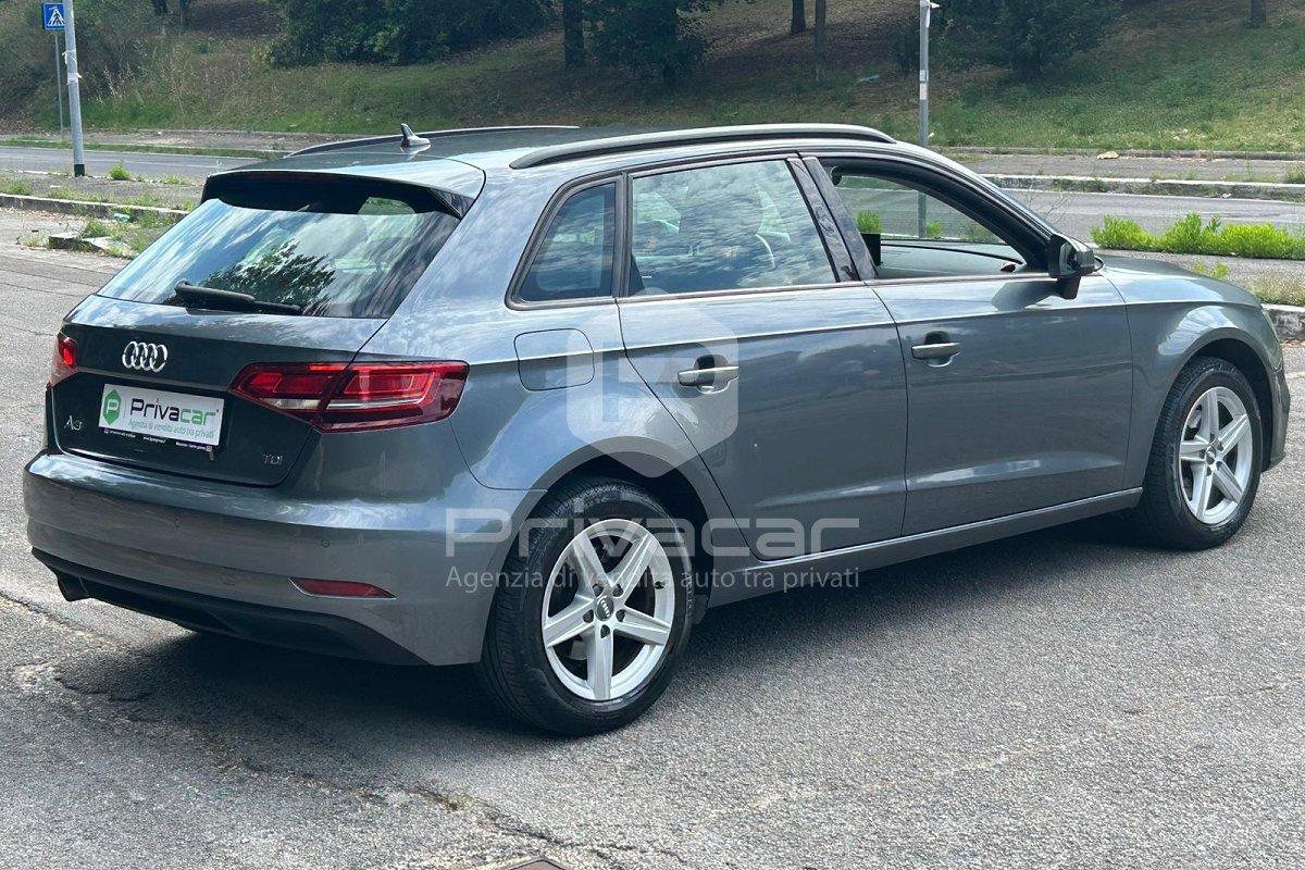 AUDI A3 1.6 TDI 116 CV S tronic Business