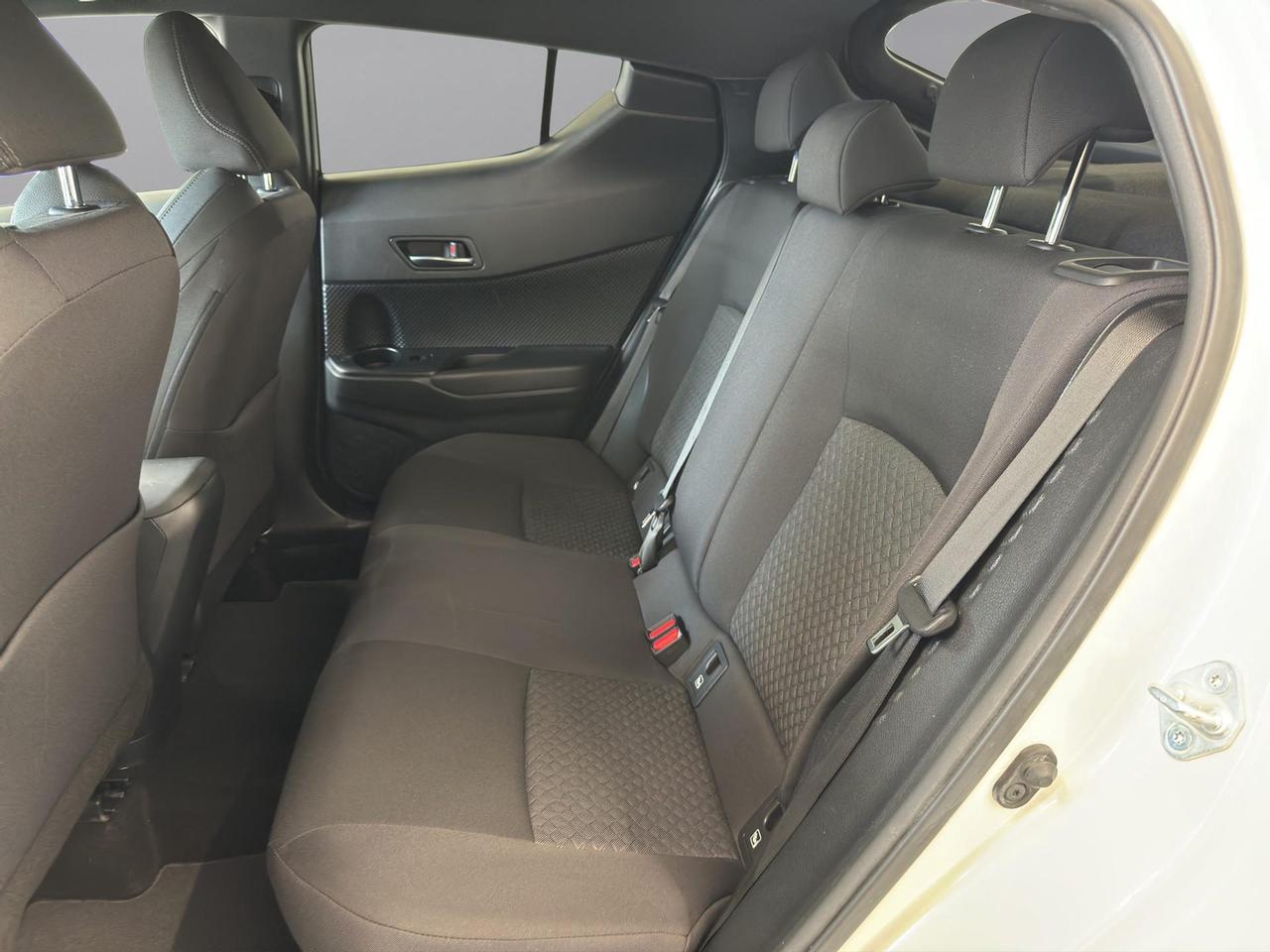 Toyota C-HR 2.0h Trend e-cvt