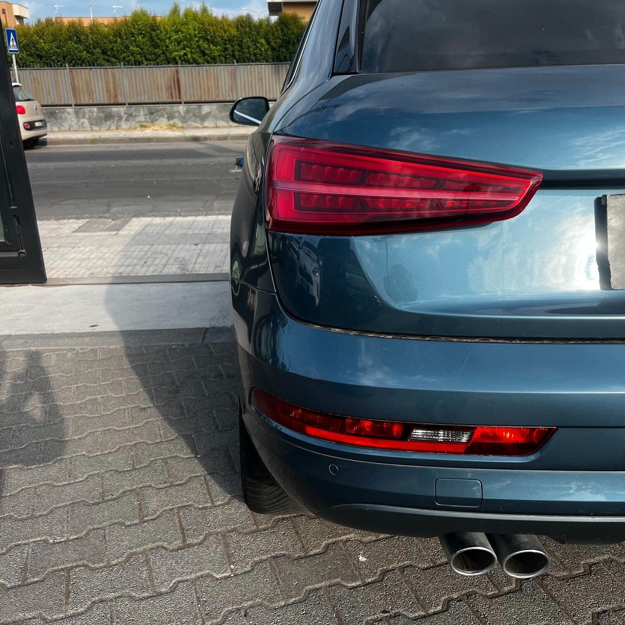 Audi Q3 2.0 TDI 150 CV Business