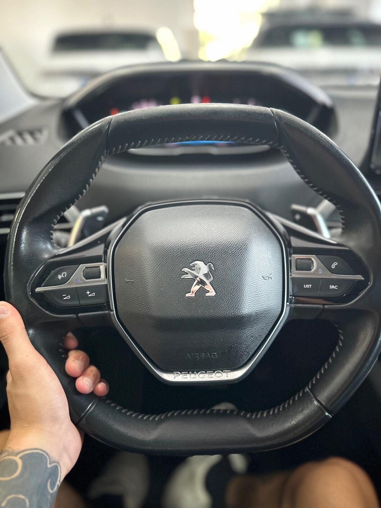 Peugeot 3008 BlueHDi 130 S&S Business