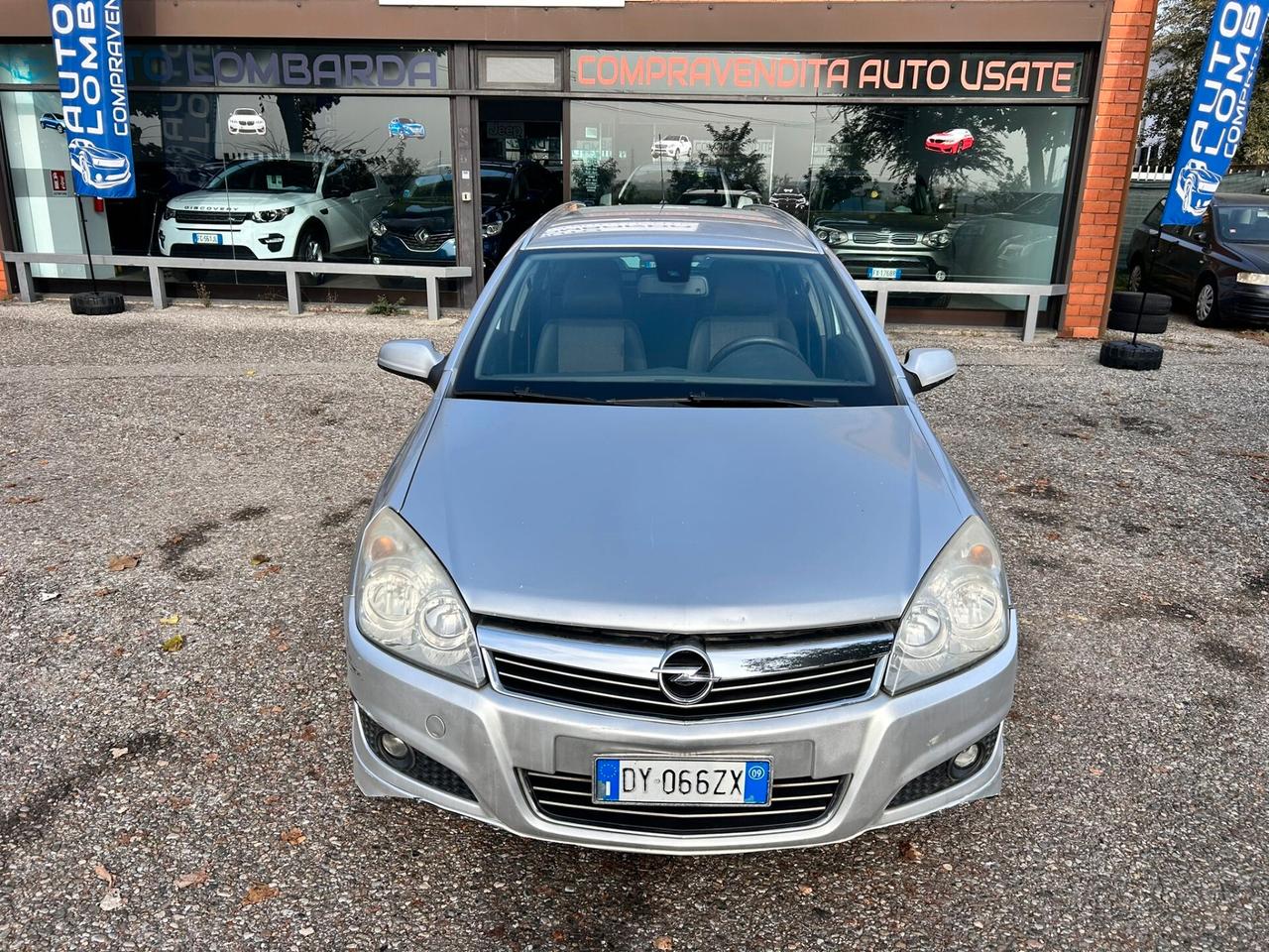 Opel Astra 1.9 16V CDTI 150CV Station Wagon Cosmo