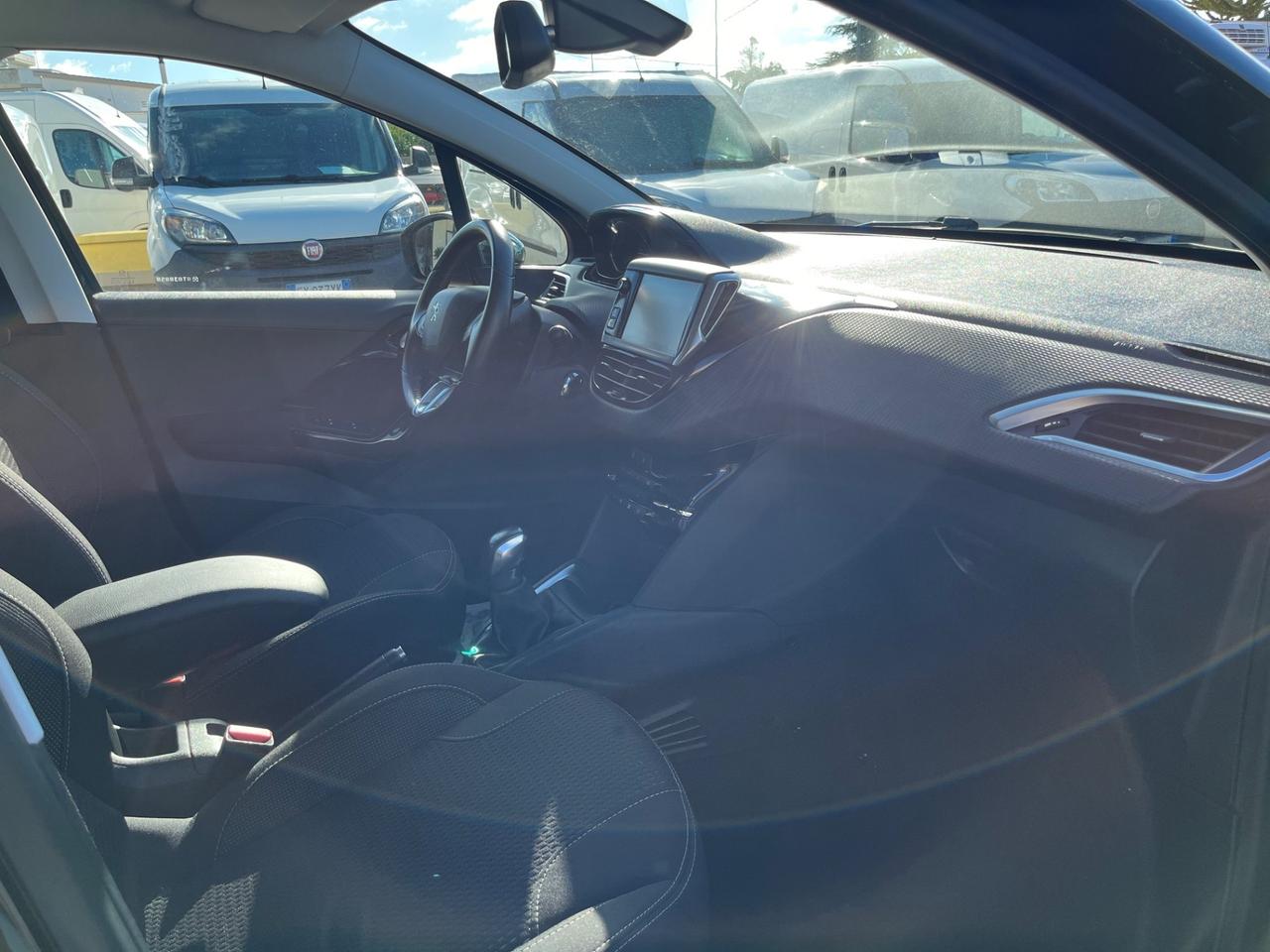 Peugeot 208 1.2 PureTech 82CV 5 porte Allure