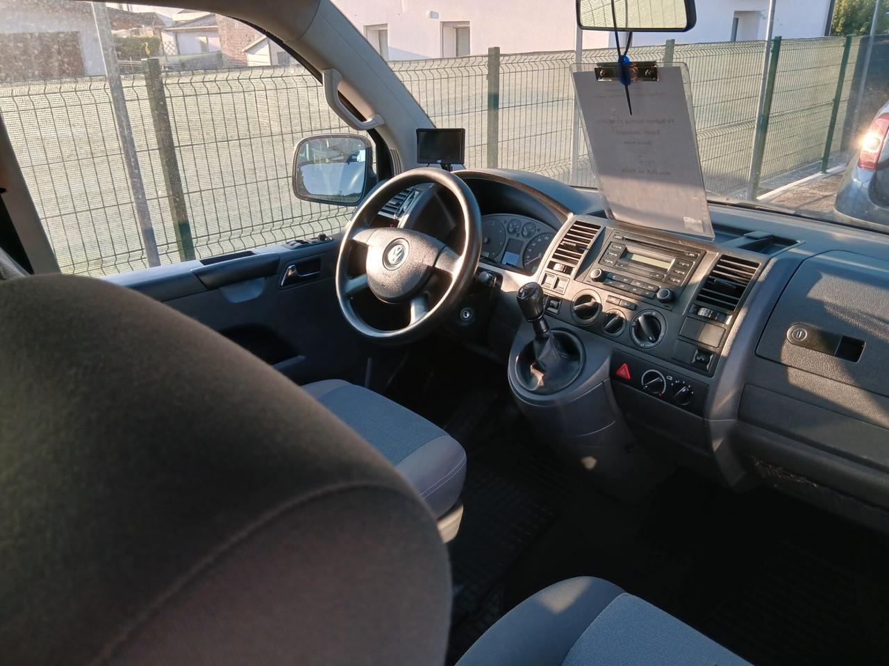 Volkswagen Multivan 2.5 Tdi 130 cv Strartline +gancio e NAvi