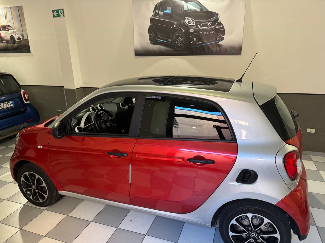 Smart ForFour 70 1.0 Passion garanzia 12 mesi