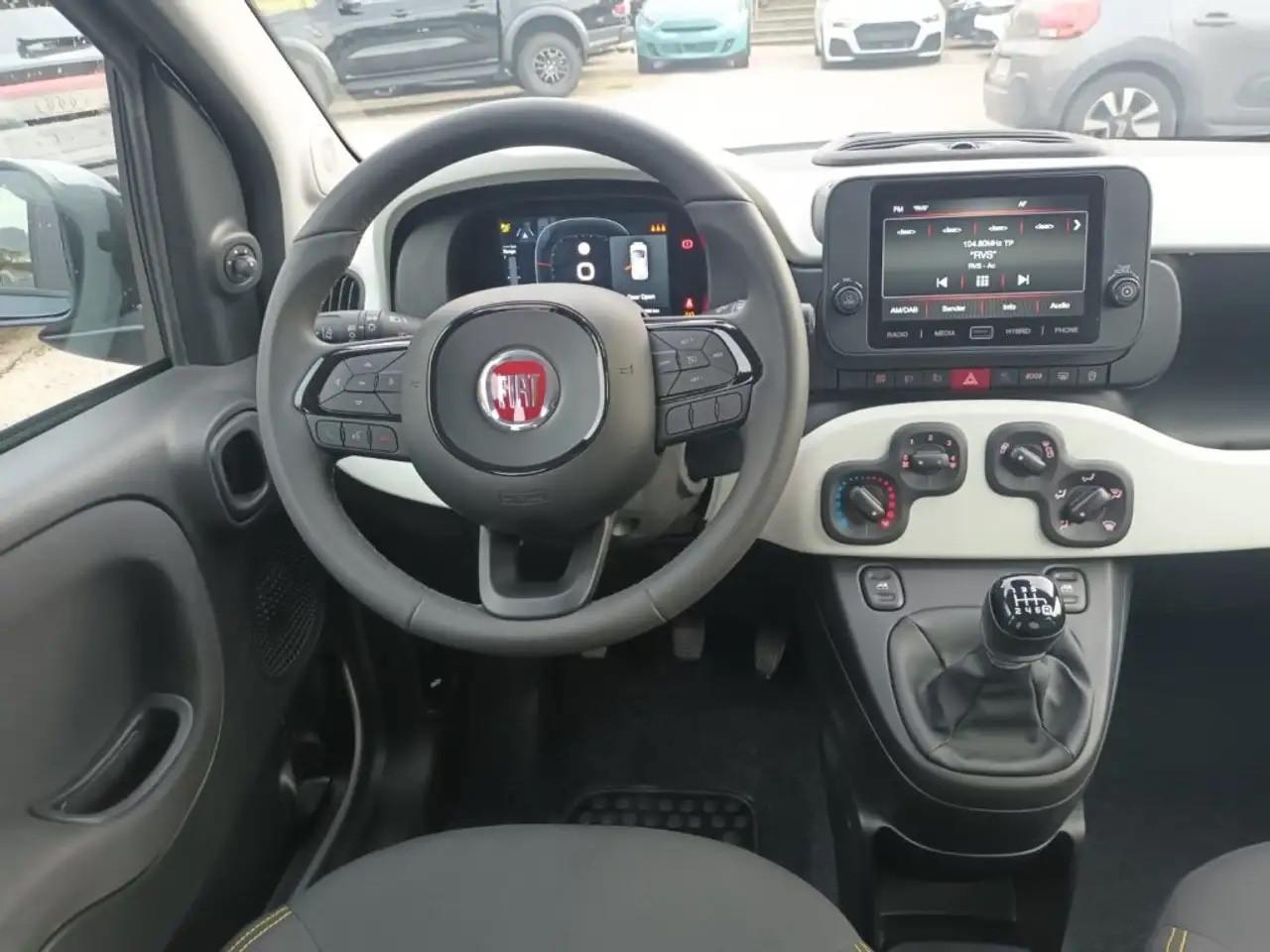 Fiat Panda 1.0 Hybrid 70cv Pandina Full optional