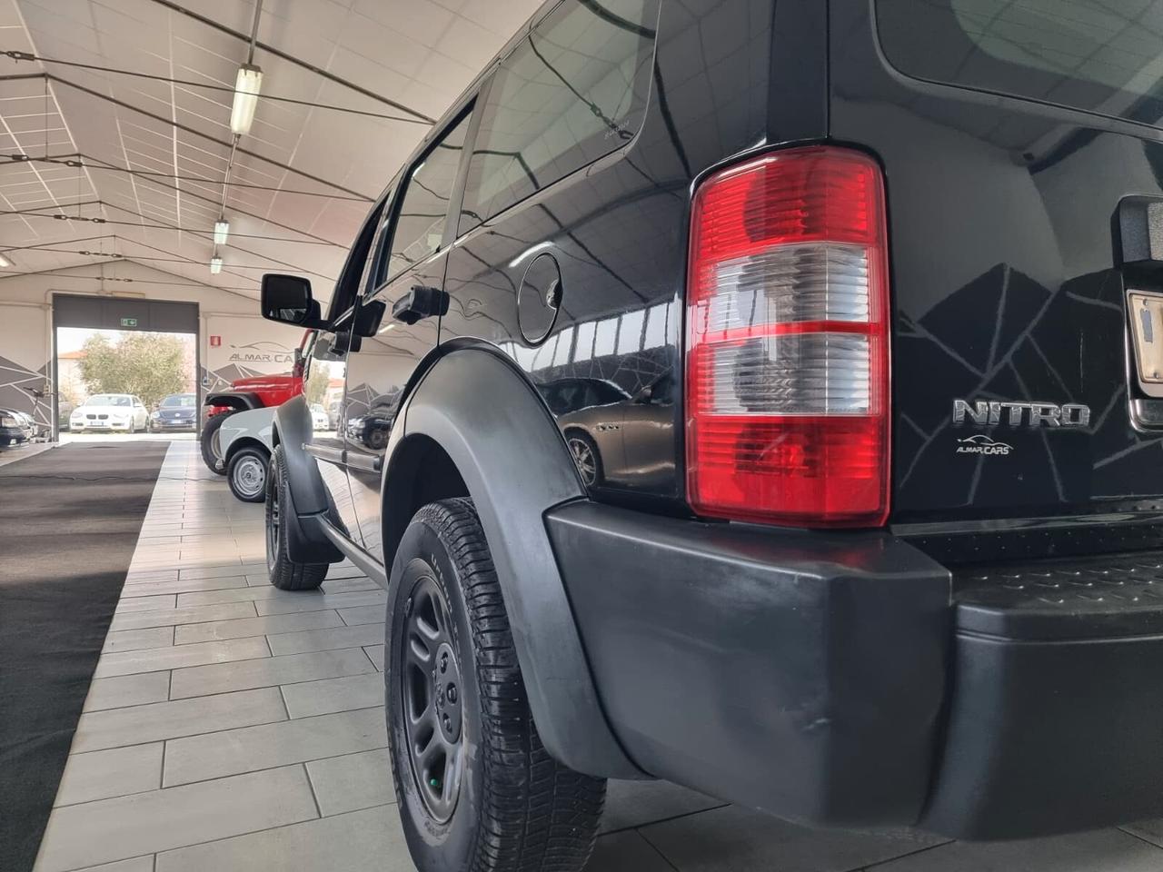 Dodge Nitro 2.8 CRD SXT 4WD CAMBIO MANUALE